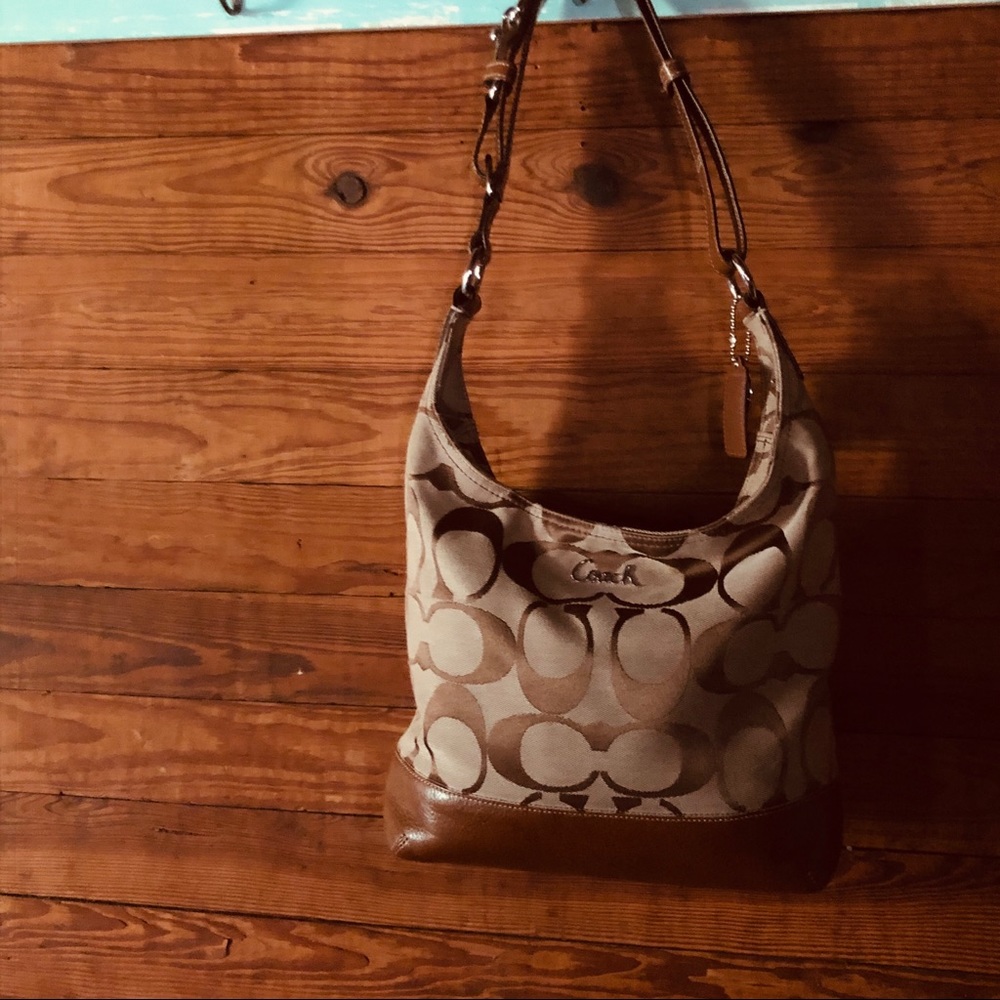 Coach purse. EUC.